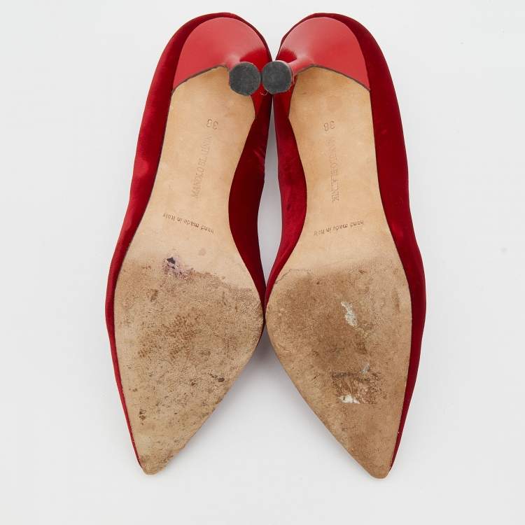 Pre Owned Manolo Blahnik Red Velvet Eufrasia Pointed Toe Pumps Size 38