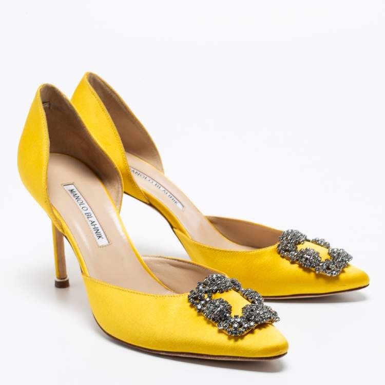 Pre Owned Manolo Blahnik Yellow Satin Hangisi  Pumps Size 39.5 