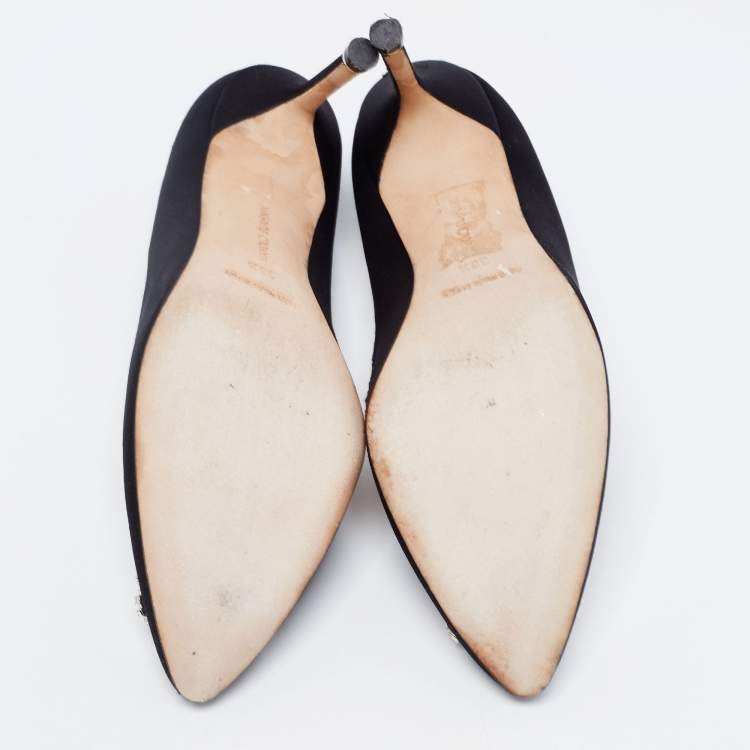 Pre Owned Manolo Blahnik Black Satin Hangisi Pumps Size 38.5