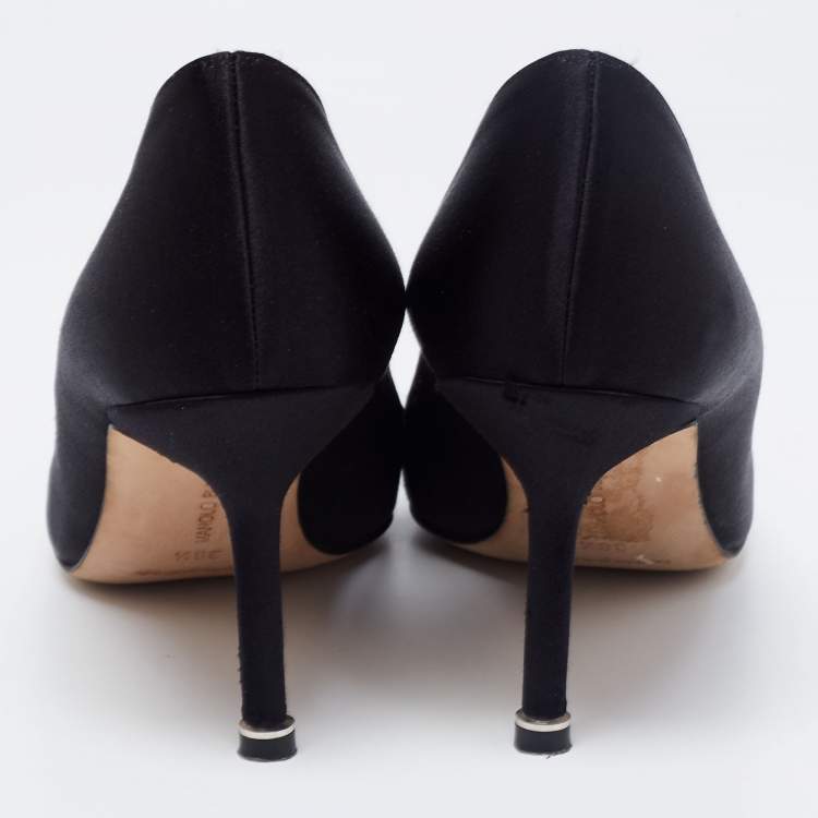 Pre Owned Manolo Blahnik Black Satin Hangisi Pumps Size 38.5