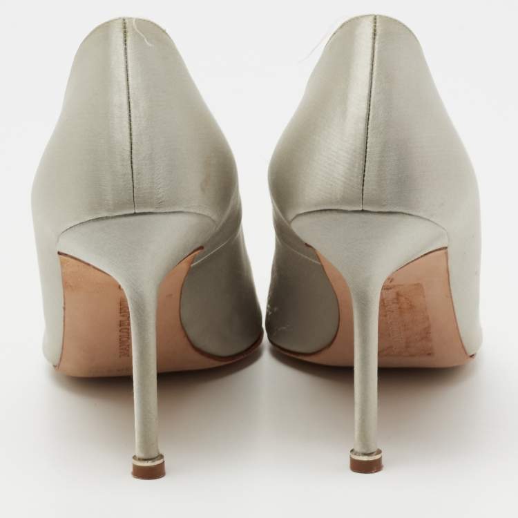Pre Owned Manolo Blahnik Grey Satin Hangisi  Pumps Size 40