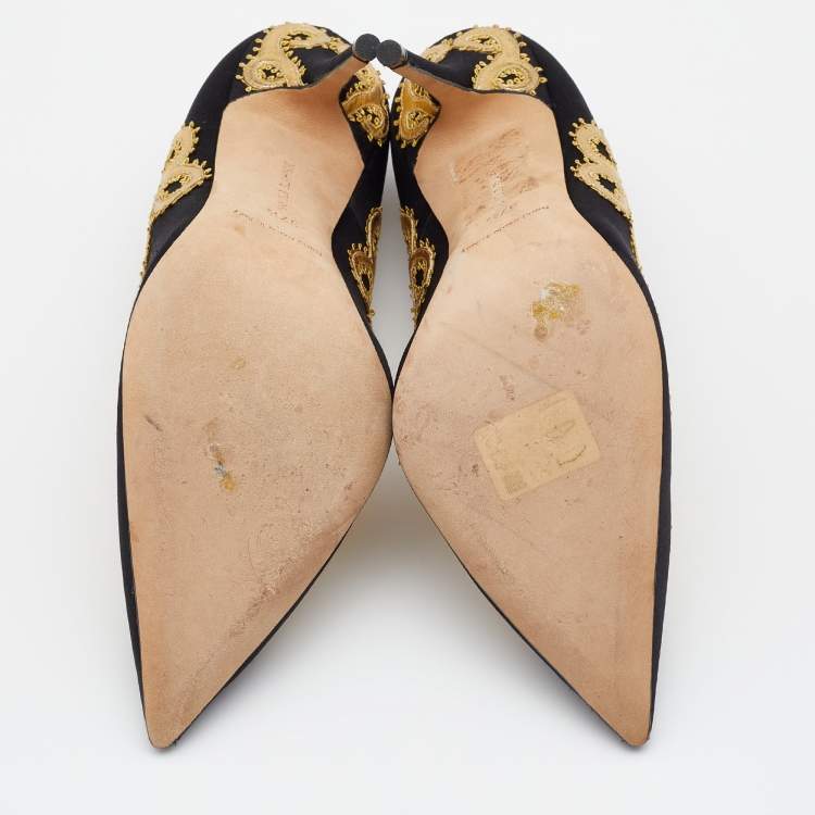 Pre Owned Manolo Blahnik Black/Gold Satin And Leather Embroidered Pointed Toe Pumps Size 37.5