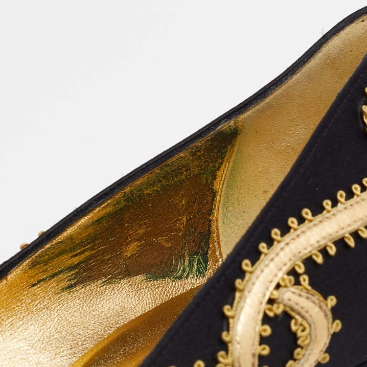 Pre Owned Manolo Blahnik Black/Gold Satin And Leather Embroidered Pointed Toe Pumps Size 37.5