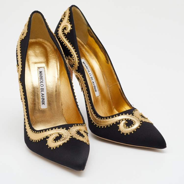 Pre Owned Manolo Blahnik Black/Gold Satin And Leather Embroidered Pointed Toe Pumps Size 37.5