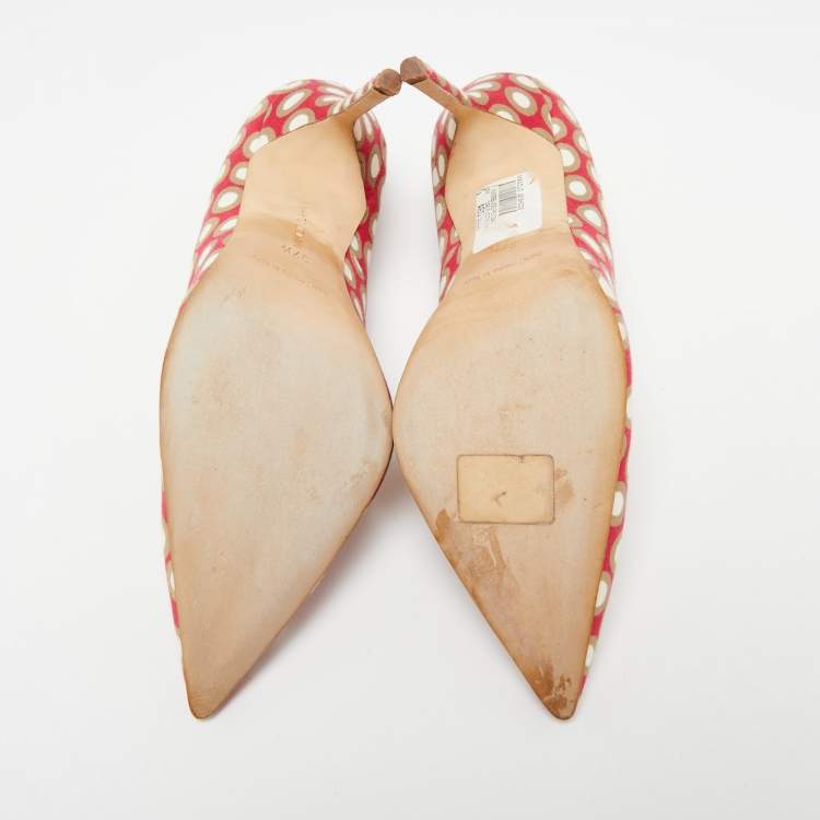 Pre Owned Manolo Blahnik Tri-Color Printed Fabric BB Pointed-Toe Pumps Size 37.5