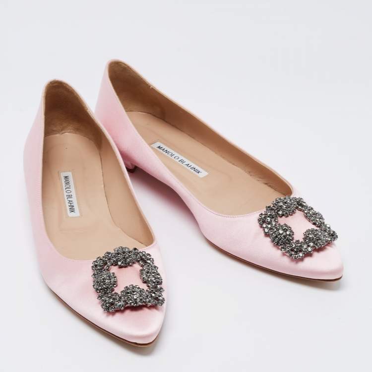 Pre Owned Manolo Blahnik Pale Pink Satin Hangisi Crystal Embellished Ballet Flats Size 40.5