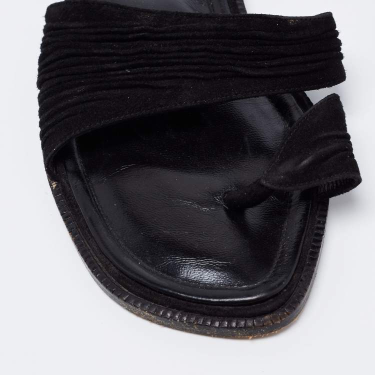 Pre Owned Manolo Blahnik Black Pleated Suede Toe Ring Flat Slides Size 38.5