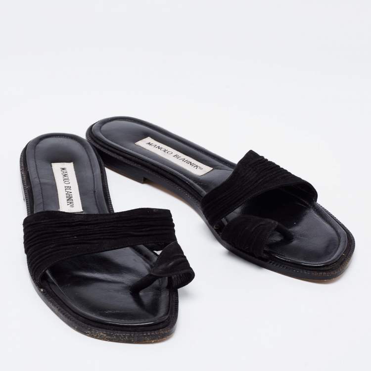 Pre Owned Manolo Blahnik Black Pleated Suede Toe Ring Flat Slides Size 38.5