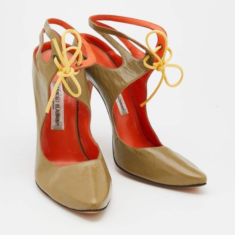 Pre Owned Manolo Blahnik Olive Green Leather Cut Out Lace Up Pumps Size 41