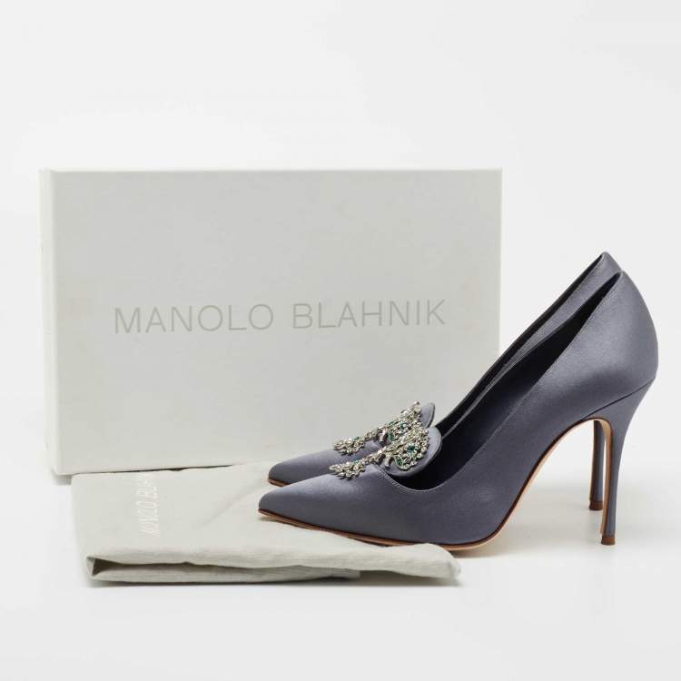 Pre Owned Manolo Blahnik Grey Satin Embellishment Pointed Toe Pumps Size 37
