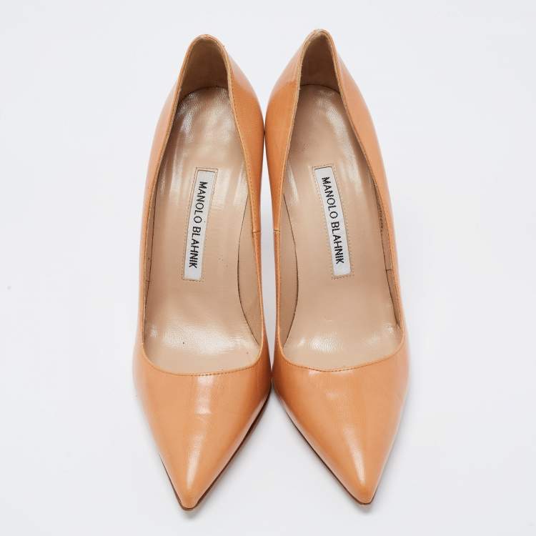 Pre Owned Manolo Blahnik Tan Leather BB Pointed Pumps Size 37