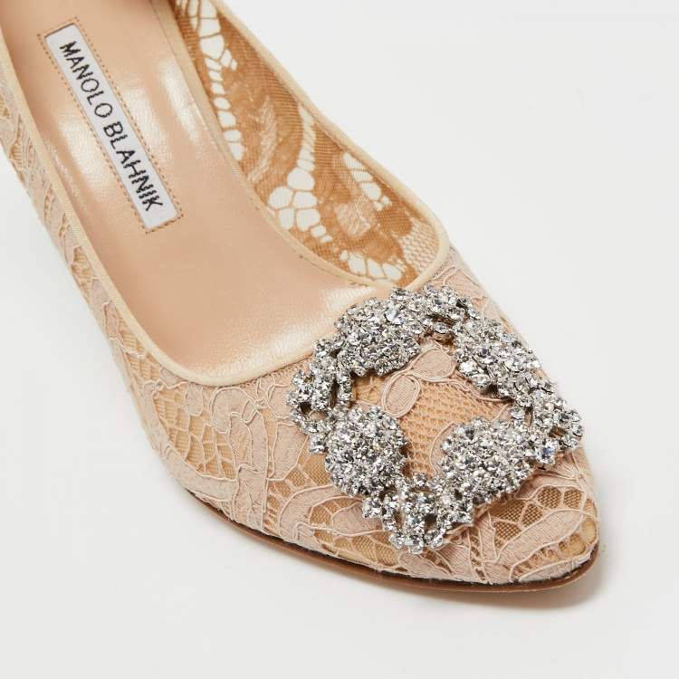 Pre Owned Manolo Blahnik Beige Lace Hangisi  Pumps Size 38.5