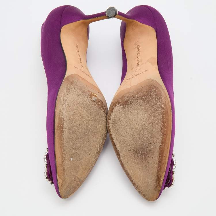Pre Owned Manolo Blahnik Dark Purple Satin Hangisi Crystal Embellished Pumps Size 37