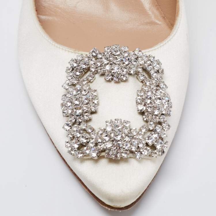 Pre Owned Manolo Blahnik Off-White Satin Hangisi Pumps Size 40.5