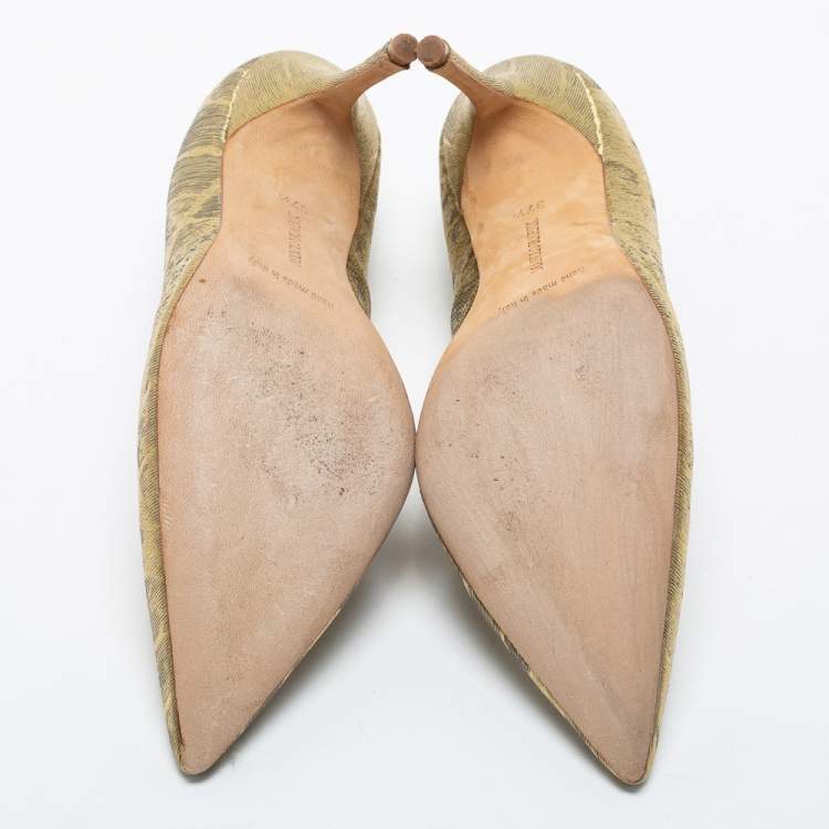 Pre Owned Manolo Blahnik Gold Lurex Fabric BB Pumps Size 37.5
