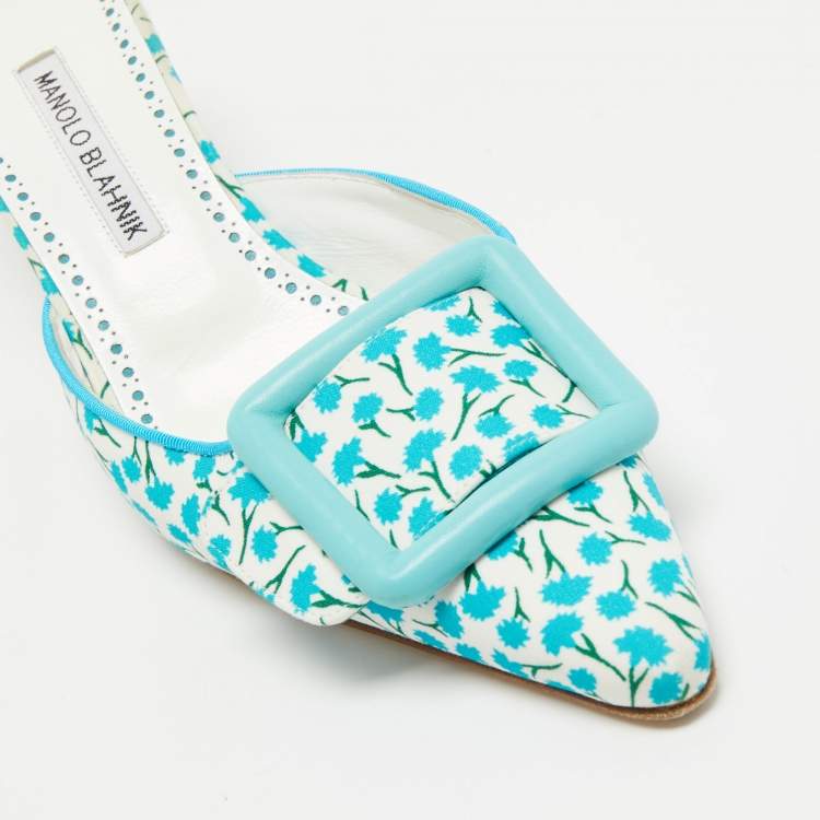 Pre Owned Manolo Blahnik White/Blue Printed Fabric Maysale Mules Size 38