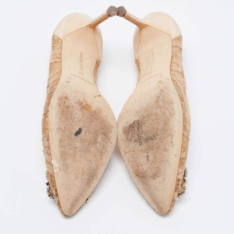 Pre Owned Manolo Blahnik Beige Lace and Satin Hangisi Pumps Size 39
