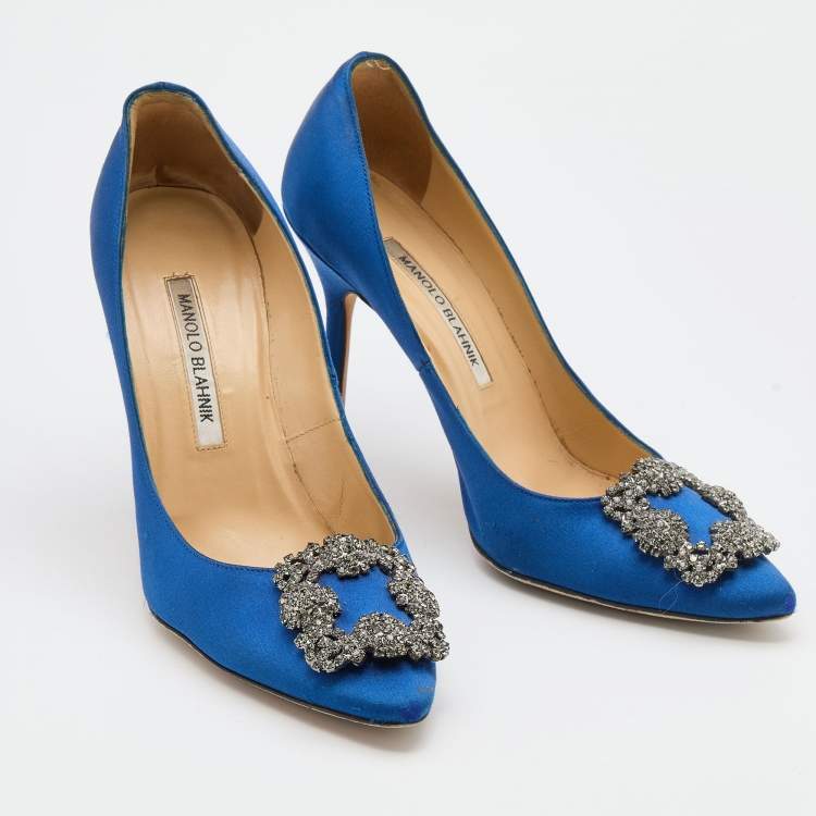 Pre Owned Manolo Blahnik Blue Satin Hangisi Pumps Size 38