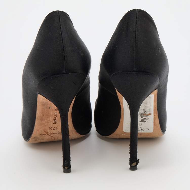 Pre Owned Manolo Blahnik Black Satin Crystal Embellished Pumps Size 37.5