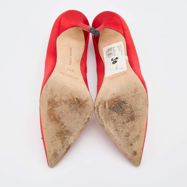 Pre Owned Manolo Blahnik Red Satin Pointed Toe Crystal Embellished Pumps Size 37.5