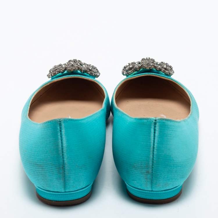 Pre Owned Manolo Blahnik Light Blue Satin Hangisi Crystals Ballet Flats Size 35.5