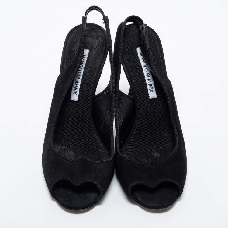 مملوكة مسبقًا Manolo Blahnik Black  Suede Slingback Peep Toe Pumps Size 37