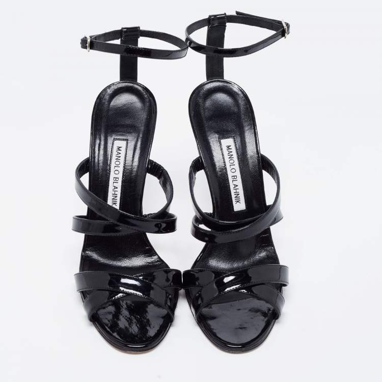 مملوكة مسبقًا Manolo Blahnik Black Patent Leather Cross Strap Open Toe Sandals Size 38.5