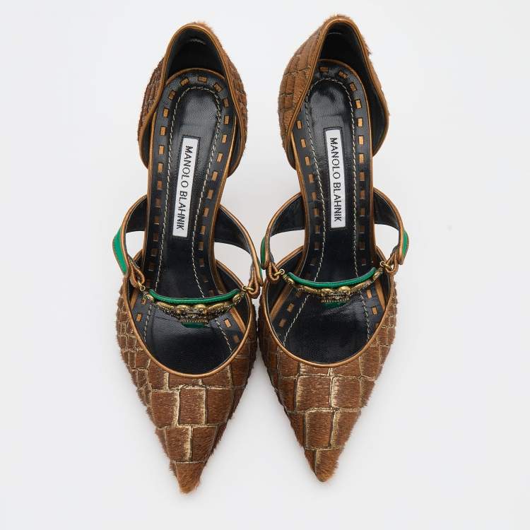 مملوكة مسبقًا Manolo Blahnik Brown Calf Hair and Leather Embellished Pumps Size 38