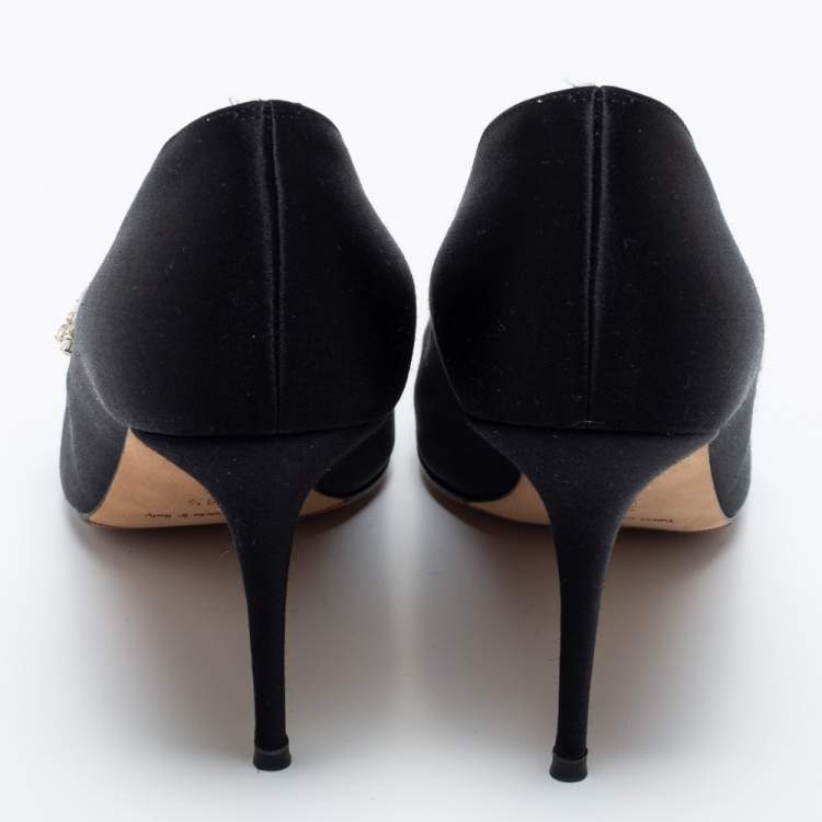 Pre Owned Manolo Blahnik Black Satin Nadira  Pumps Size 38.5
