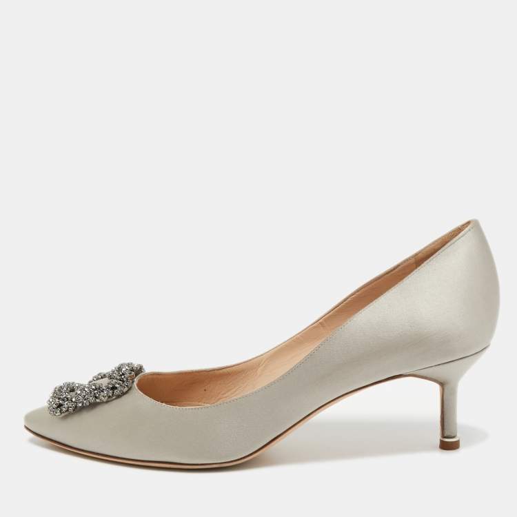 Pre Owned Manolo Blahnik Grey Satin Hangisi Pumps Size 39.5