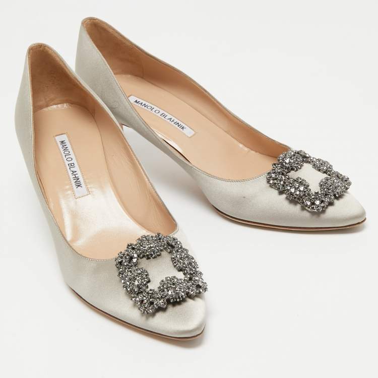 Pre Owned Manolo Blahnik Grey Satin Hangisi Pumps Size 39.5