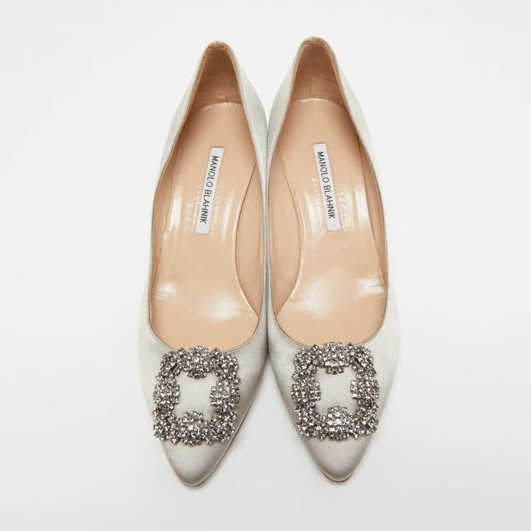Pre Owned Manolo Blahnik Grey Satin Hangisi Pumps Size 39.5