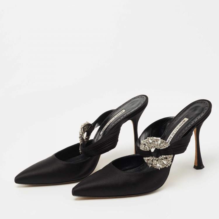 Pre Owned Manolo Blahnik Black Satin Maidugur Pointed Toe Mules Size 39