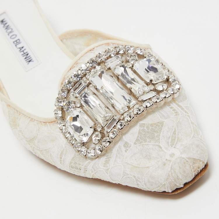 Pre Owned Manolo Blahnik White Lace Crystal Embellished Block Heel Pumps Size 37