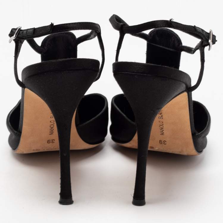 مملوكة مسبقًا Manolo Blahnik Black Satin Jamala Crystal Embellished Ankle Strap Sandals Size 39