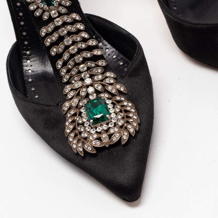 مملوكة مسبقًا Manolo Blahnik Black Satin Jamala Crystal Embellished Ankle Strap Sandals Size 39