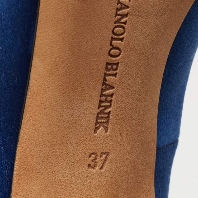 Pre Owned Manolo Blahnik Blue Satin Hangisi Pumps Size 37