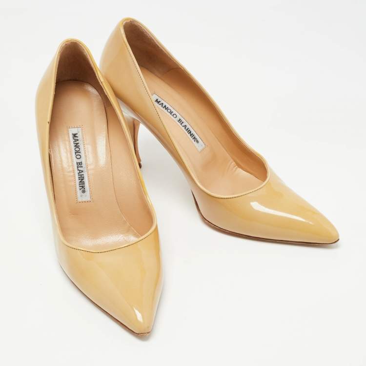Pre Owned Manolo Blahnik Yellow Patent Leather BB Pumps Size 37