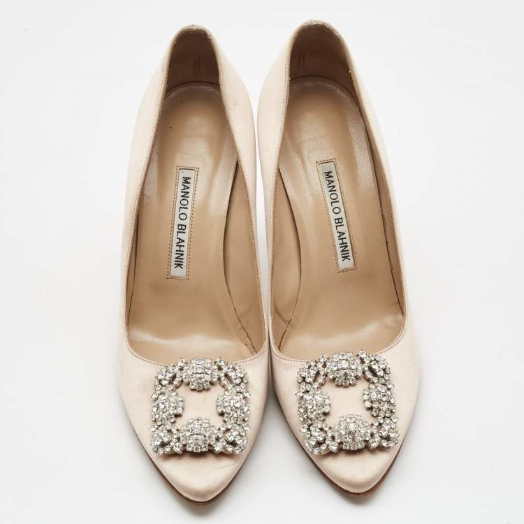 Pre Owned Manolo Blahnik Beige Satin Hangisi Crystal Embellished Pumps Size 38