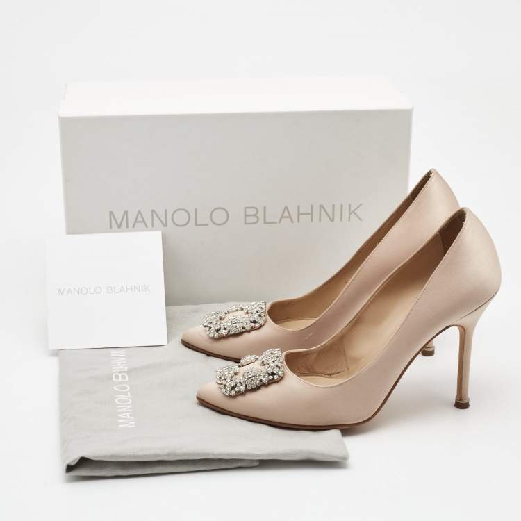 Pre Owned Manolo Blahnik Beige Satin Hangisi Crystal Embellished Pumps Size 38