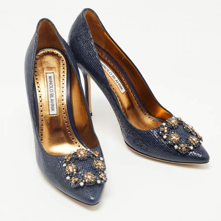 Pre Owned Manolo Blahnik Blue Texture Patent Leather Hangisi Crystal Embellished Pumps Size 38.5
