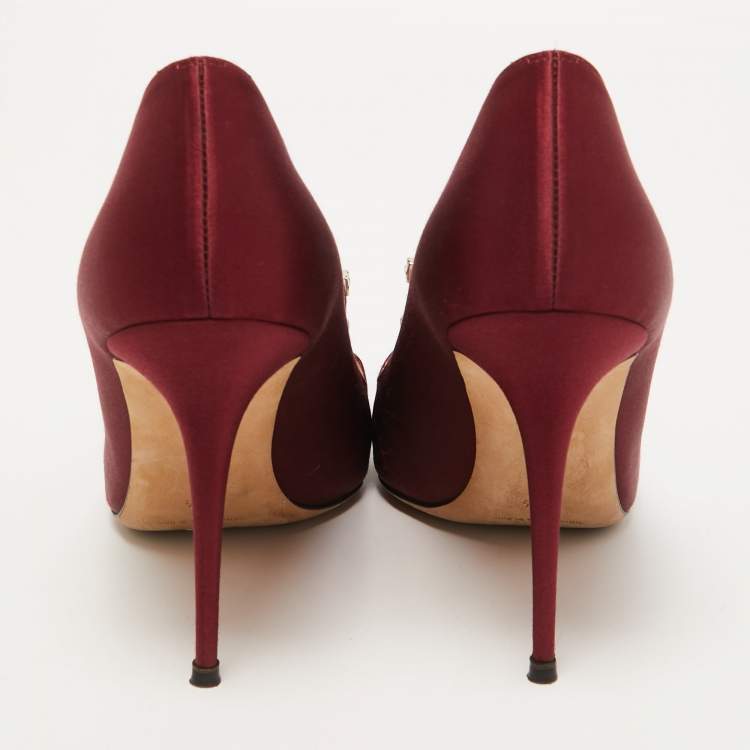 Pre Owned Manolo Blahnik Burgundy Satin Borlak Pumps Size 40.5