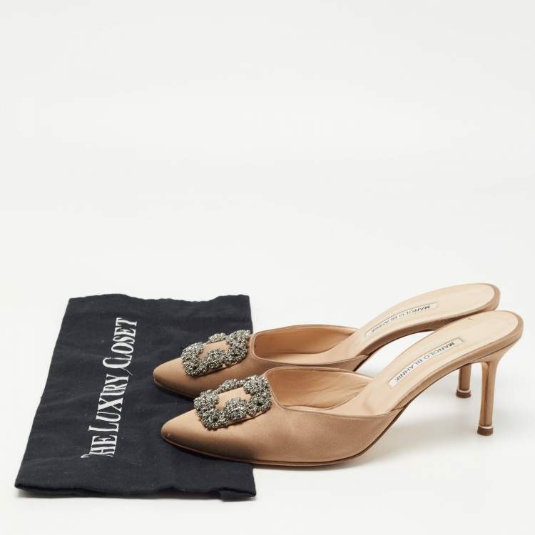 Pre Owned Manolo Blahnik Light Brown Satin Hangisimu Mules Size 40