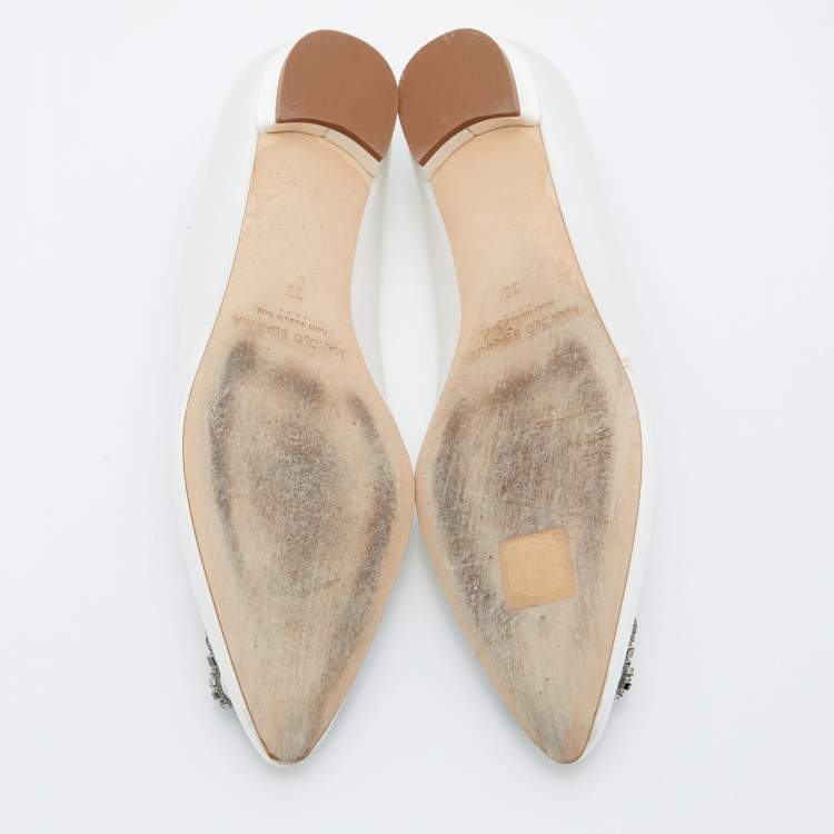 Pre Owned Manolo Blahnik Off White Satin Hangisi Crystal Embellished Ballet Flats Size 38