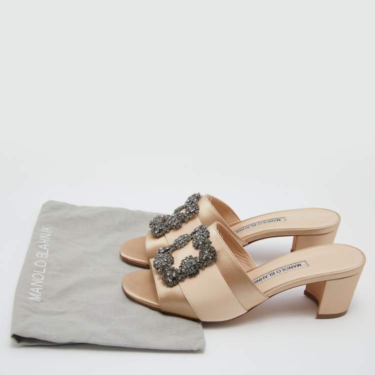 Pre Owned Manolo Blahnik Beige Satin Embellished Martanew Slide Sandals Size 38