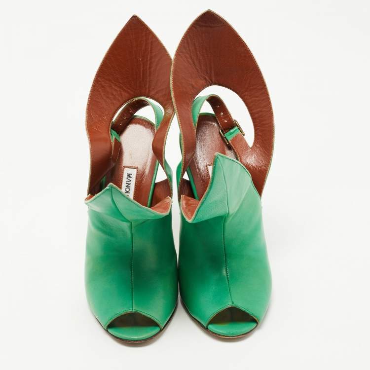 Pre Owned Manolo Blahnik Green Leather Ankle Strap Sandals Size 36.5