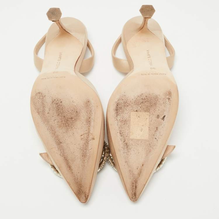 Pre Owned Manolo Blahnik Beige Satin Prietasli Slingback Pumps Size 36