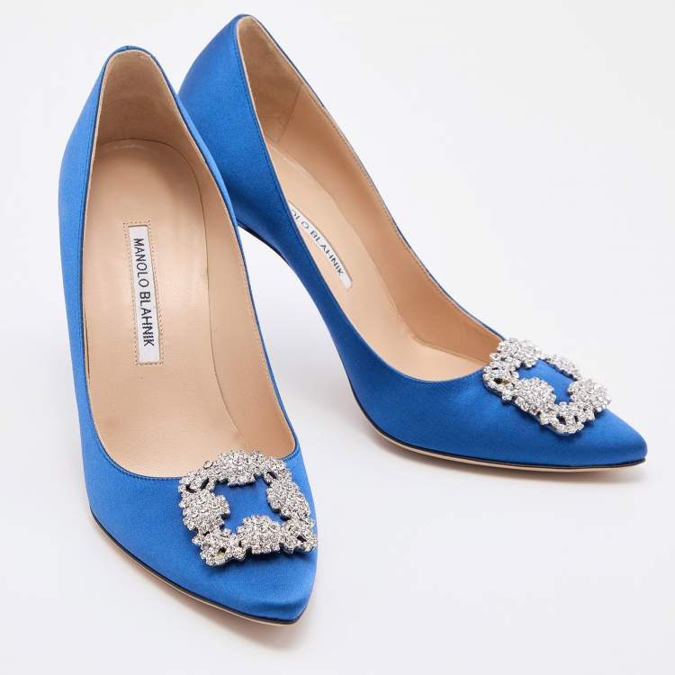 Pre Owned Manolo Blahnik Blue Satin Hangisi Crystal Embellished Pumps Size 40