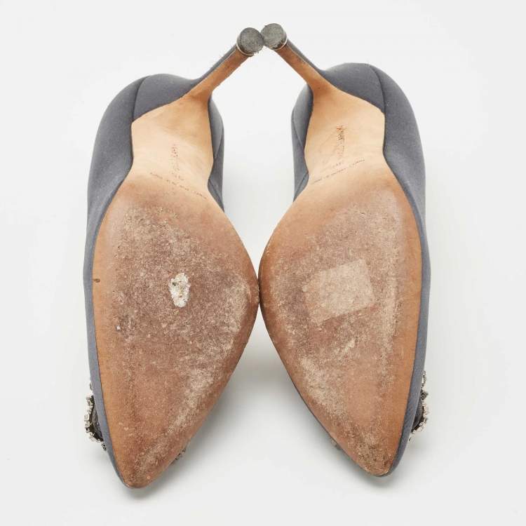 Pre Owned Manolo Blahnik Grey Satin Hangisi Pumps Size 36