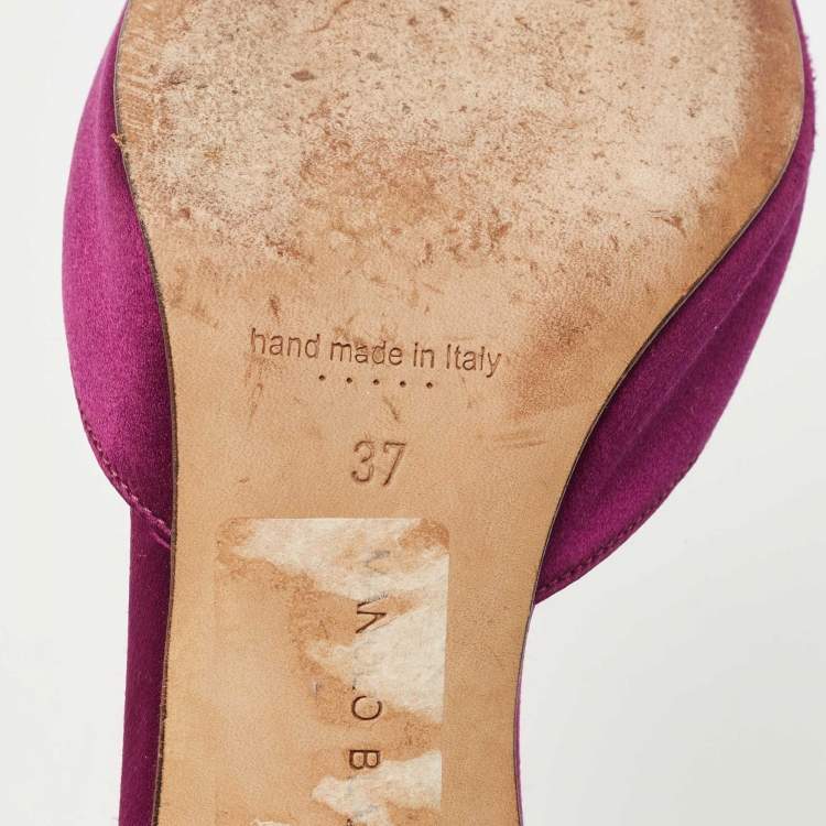 Pre Owned Manolo Blahnik Purple Satin Hangisimu Mules Size 37